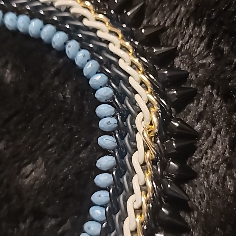 Stella & Dot Tempest bib necklace, Boho, Gith, Beaded - Picture 4 of 9